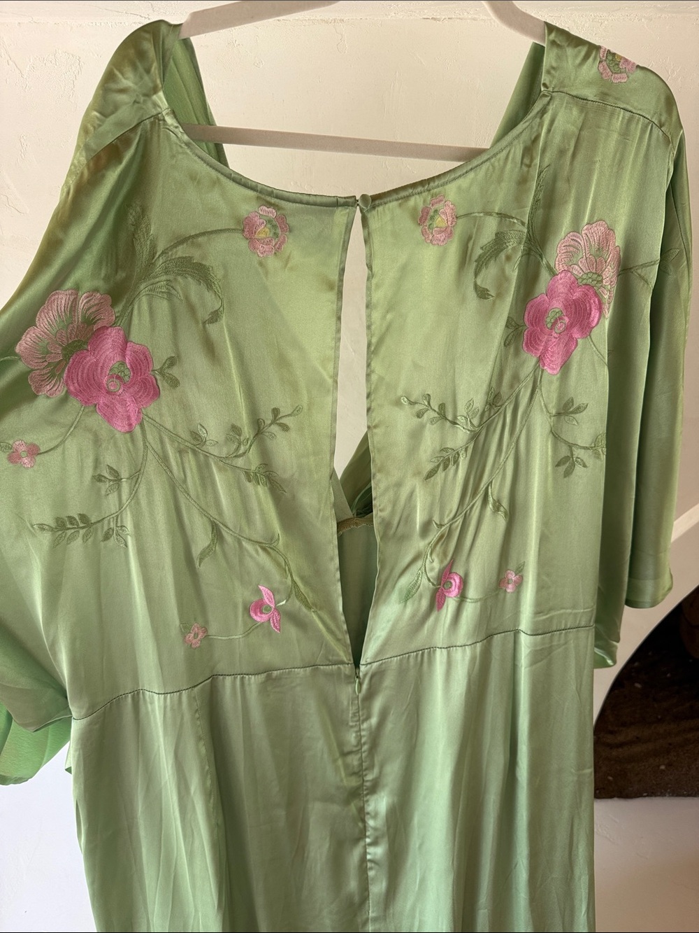 Gorgeous Satin Green Floral Embroidered Dress - Picture 5 of 6
